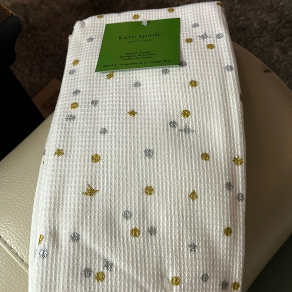 Kate Spade set of two kitchen towels! New! White with silver & gold! - Picture 1 of 5